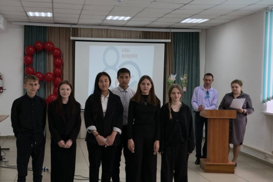 Ұлы Отан соғысындағы Жеңістің 80 жылдығына арналған іс-шаралар жоспарына сәйкес Елецкий орта мектебінде әскери-патриоттық әндер байқауы өтті.