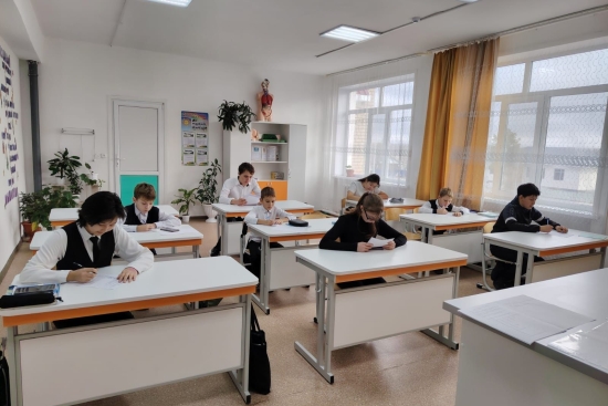 18 қараша күні «Елецкий орта мектебі» КММ-нде 7–8 сынып оқушылары арасында «Жалпы білім беретін пәндер бойынша Республикалық олимпиаданың» мектепішілік кезеңі өтті.